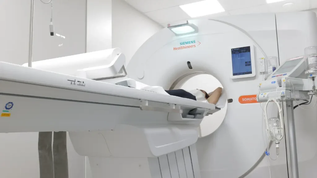 Paziente sottoposto a esame Calcium Score con TC low dose presso Clinicasa